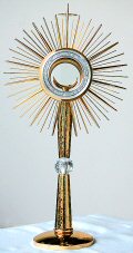 photo of traveling Monstrance for Vocations