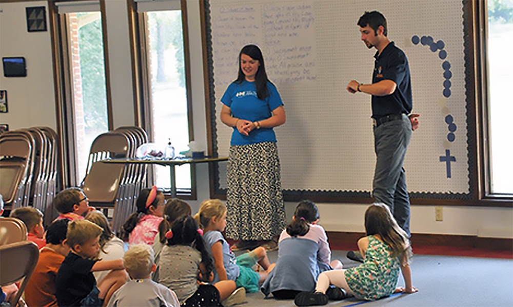 Evangelizing young people in the summer