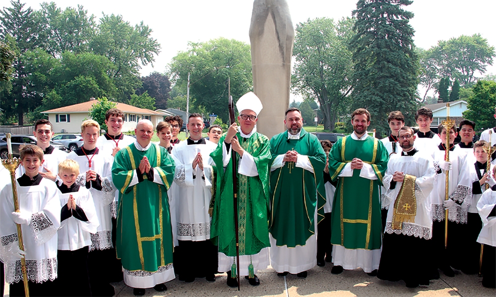 Pastor Installed in Monona