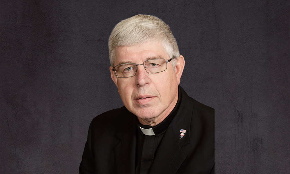 Headshot of Fr Richard Leffler