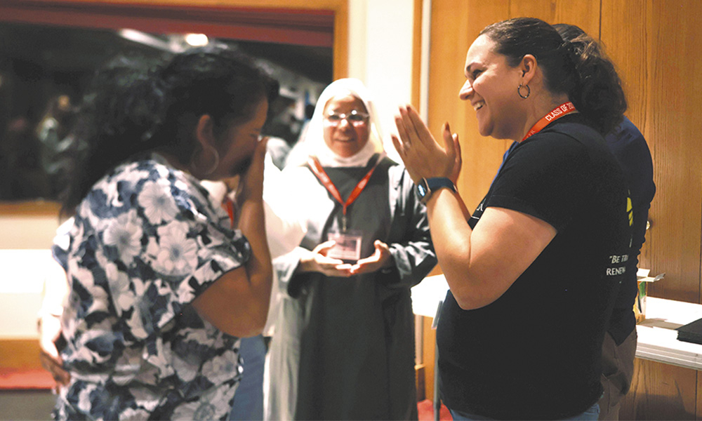 Un verano intensivo de oración, identidad y sanación